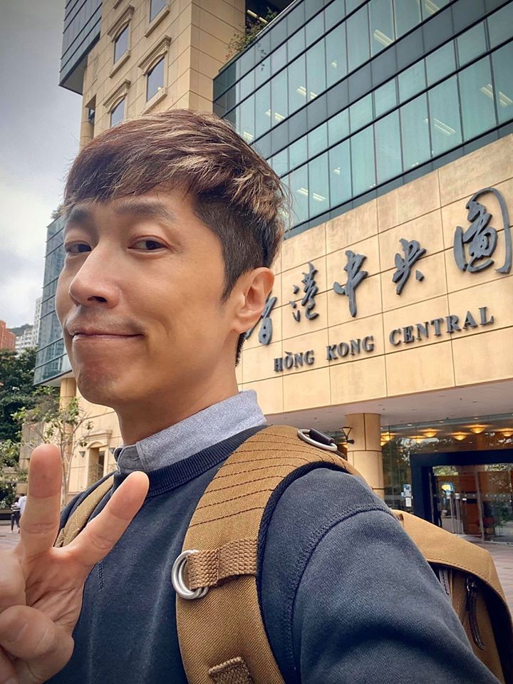 馬浚偉年少就開始工作，無緣讀大學