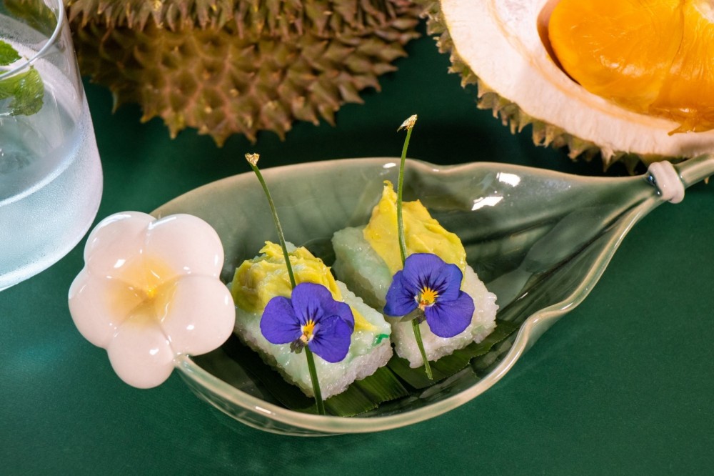 馬來西亞的傳統糕點藍花榴槤糯米糕