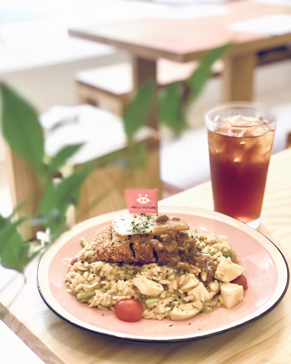 深水埗素食咖啡店進駐荃灣