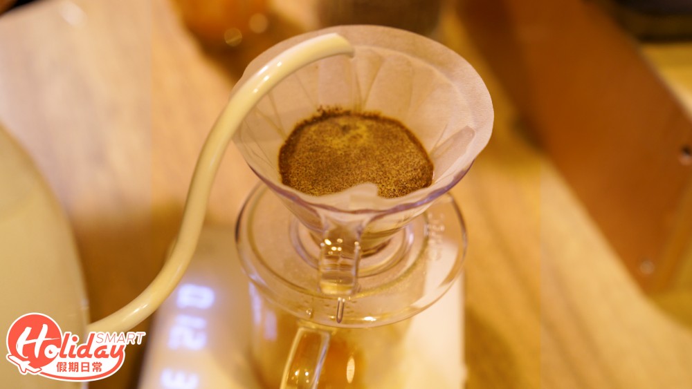 更提供手沖咖啡。