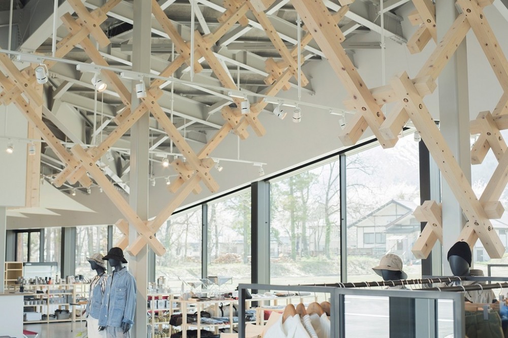 LAND STATION HAKUBA