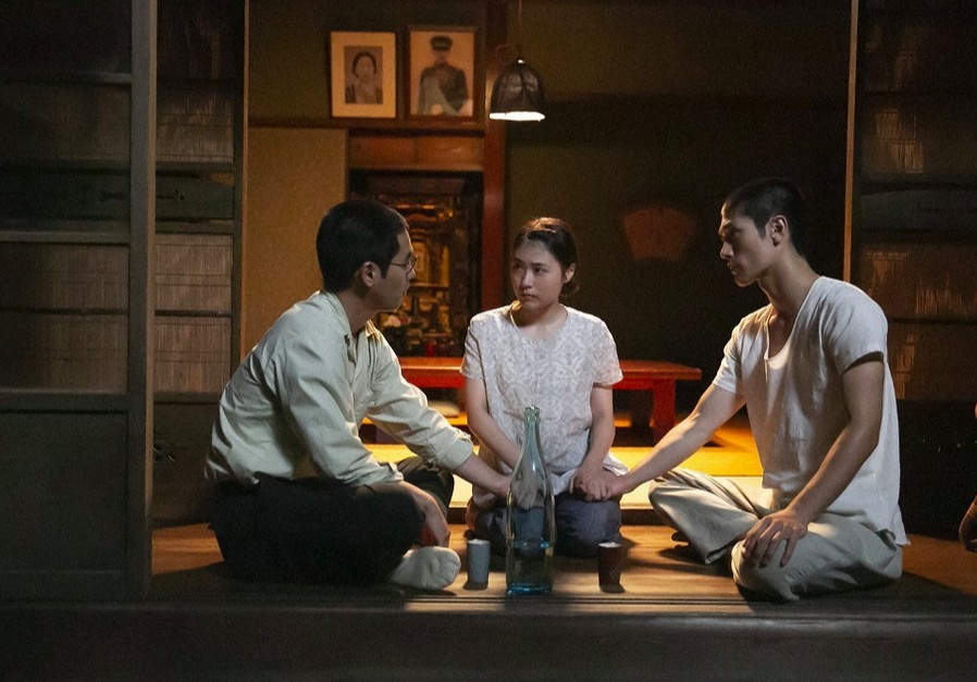 《太陽之子》係終戰75周年嘅紀念作品，三浦春馬飾演柳樂優彌嘅親生細佬，係一名軍人