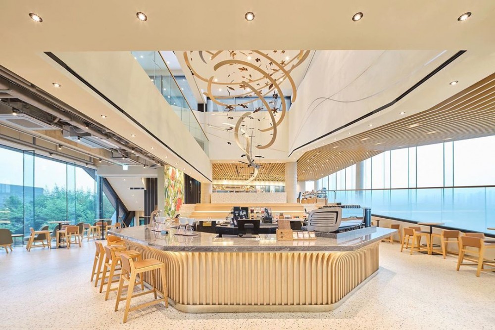 全韓國最大Starbucks新開幕