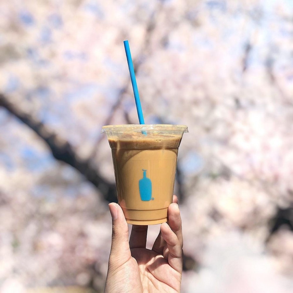 未來小藍瓶咖啡會與三井REPARK停車場合作,將會陸續喺全國各地停車場設置Blue Bottle Coffee自動販賣機。