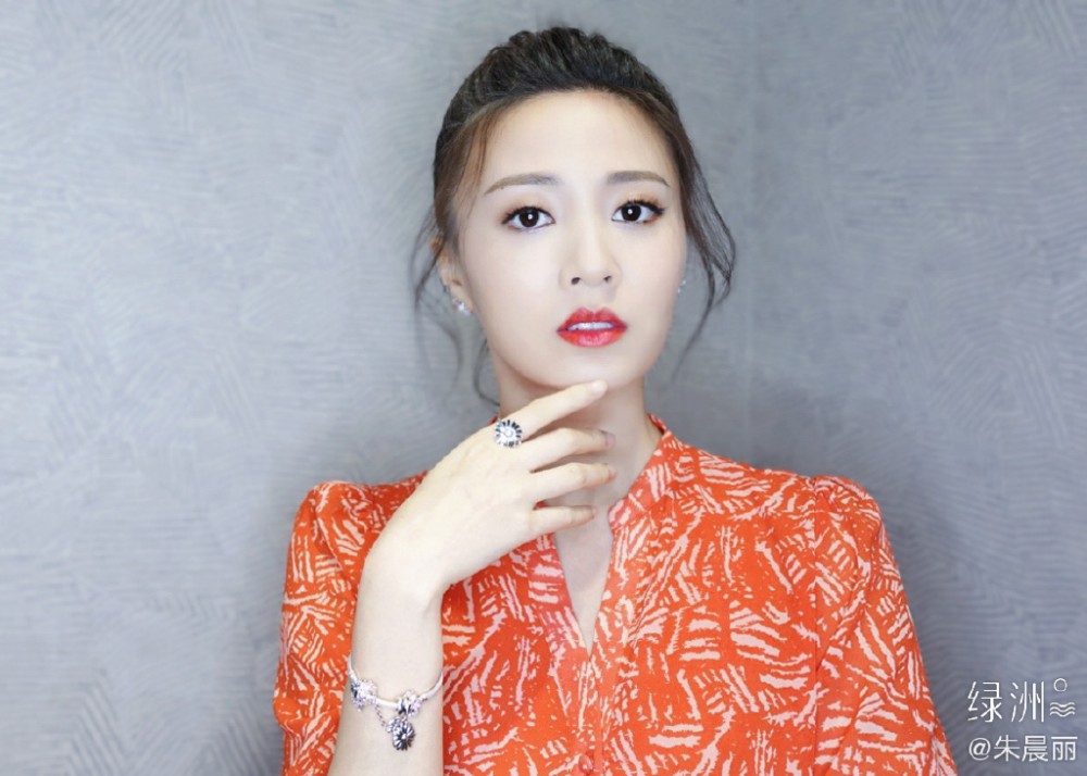 有網友話朱晨麗似內地網紅!
