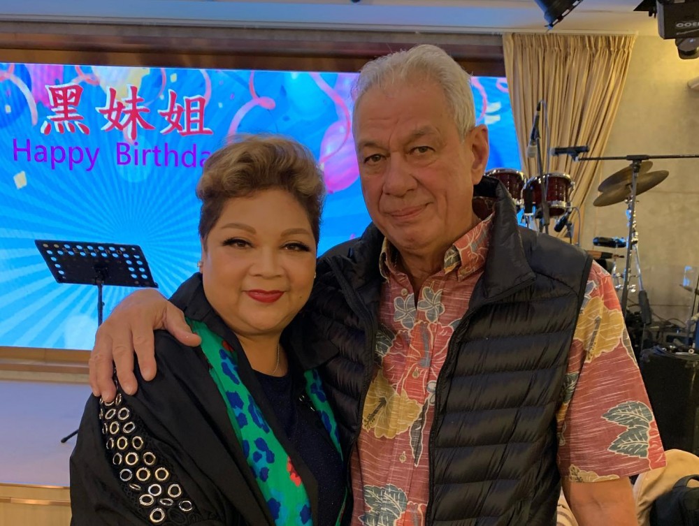 肥媽又透露丈夫胃口都好好：「見佢瞓到好似BB咁，我自己都好舒服，所以人一定要活在當下。」