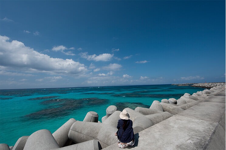 「波照間島」係日本最南端嘅有人島,海水透明度極高