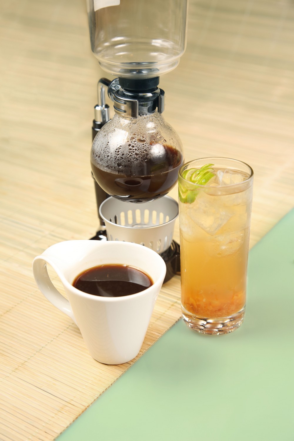 蒸餾咖啡及柚子茶