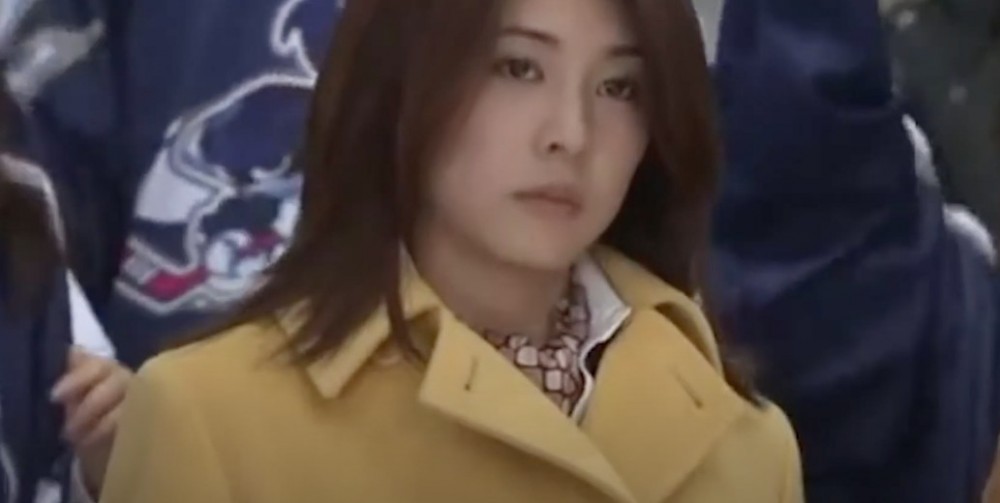 2004 年同木村拓哉主演嘅劇集《冰之驕子》奠定竹內結子「日劇女王」嘅地位。