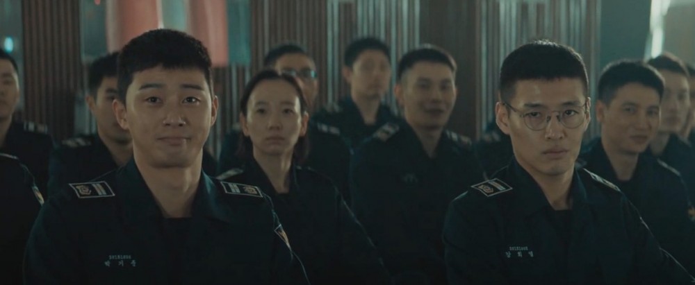 《青年警察》由兩大男神朴敘俊、姜河那主演。