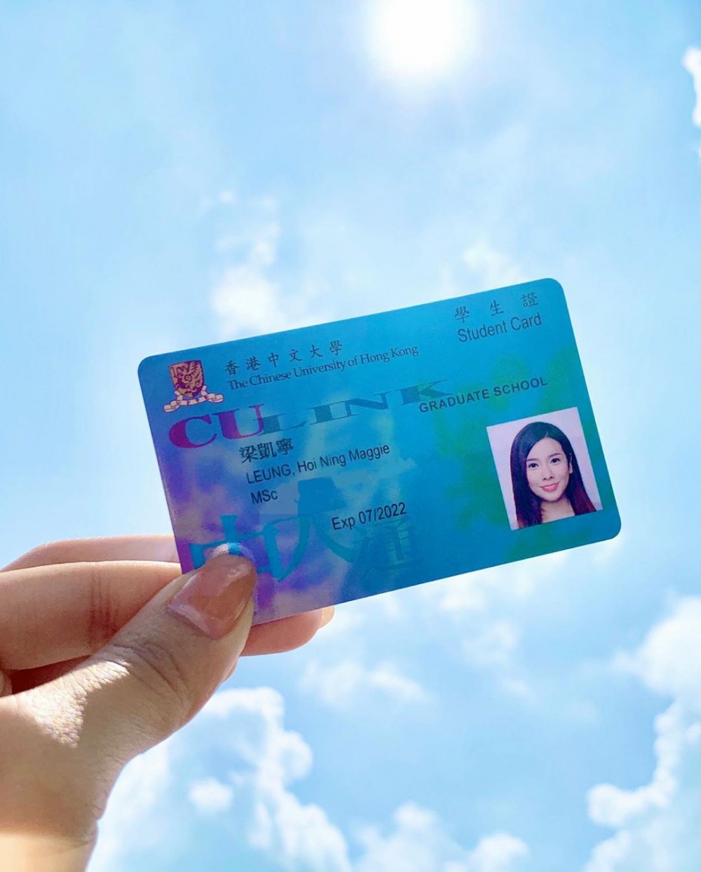 梁凱寧表示：「嚟緊要做全職學生喇?由傳理學院走到醫學院，聽起上嚟好似大纜都扯唔埋?希望走出comfort zone嘅我，可以順利畢到業，換個跑道，繼續保持初衷，幫助有需要嘅人?​」