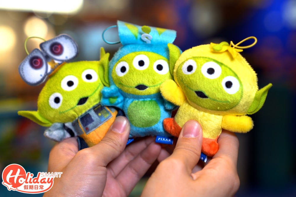 場內首個打卡位是自選變裝三眼仔。