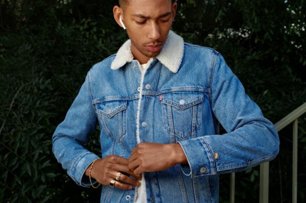 Levis