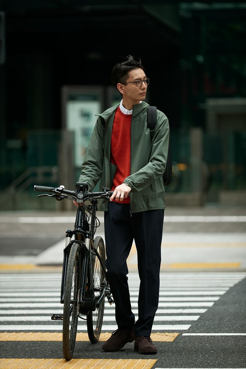 運動拉鏈連帽外套