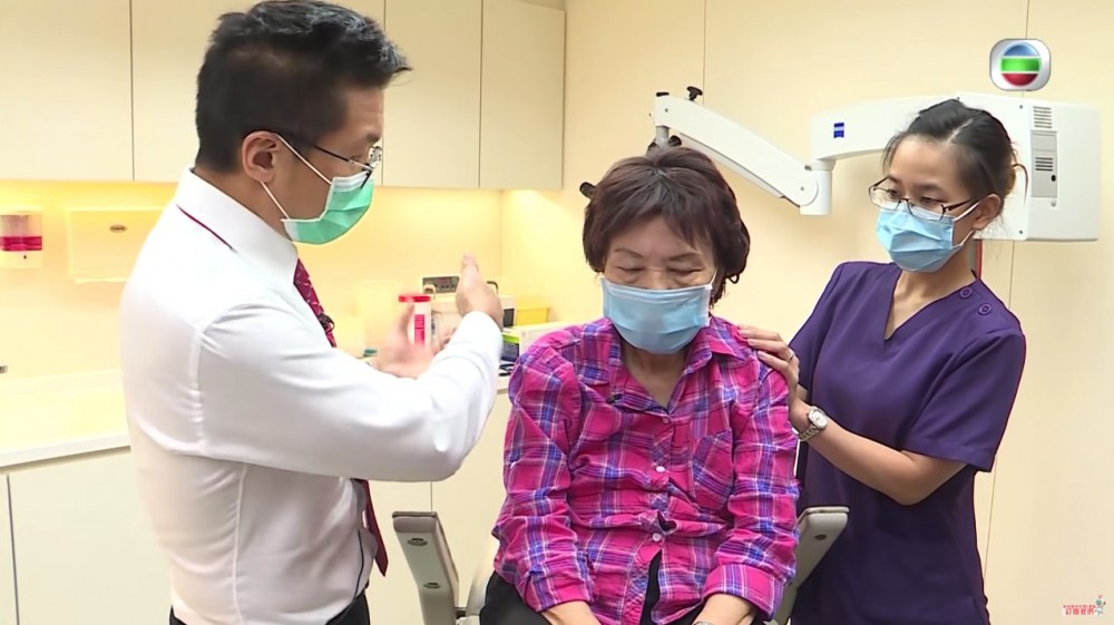 余慕蓮幾個月前患耳石症,令到佢又暈又嘔。