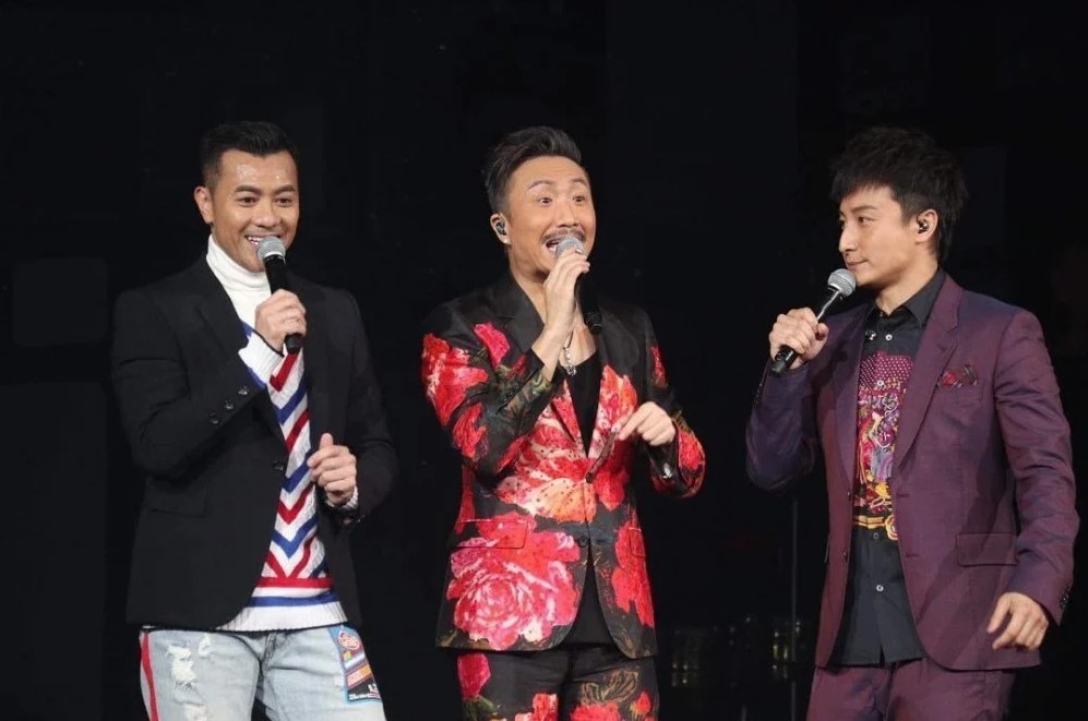 鄭中基開演唱會請咗梁漢文同方力申做嘉賓,三兄弟喺台上更指要開返個新節目叫《美男廚房》。