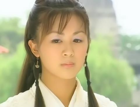 唐寧喺《大唐雙龍傳》中飾演師妃暄,仙氣十足,係好多觀眾心目中嘅「古裝女神」