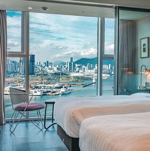 lavalsehotel_official@IG