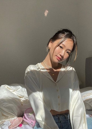 Pumpkin Jenn 係美妝界 KOL，YouTube channel「Pumpkin Jenn」有 20 萬粉絲，喺 KOL 界甚有名氣。