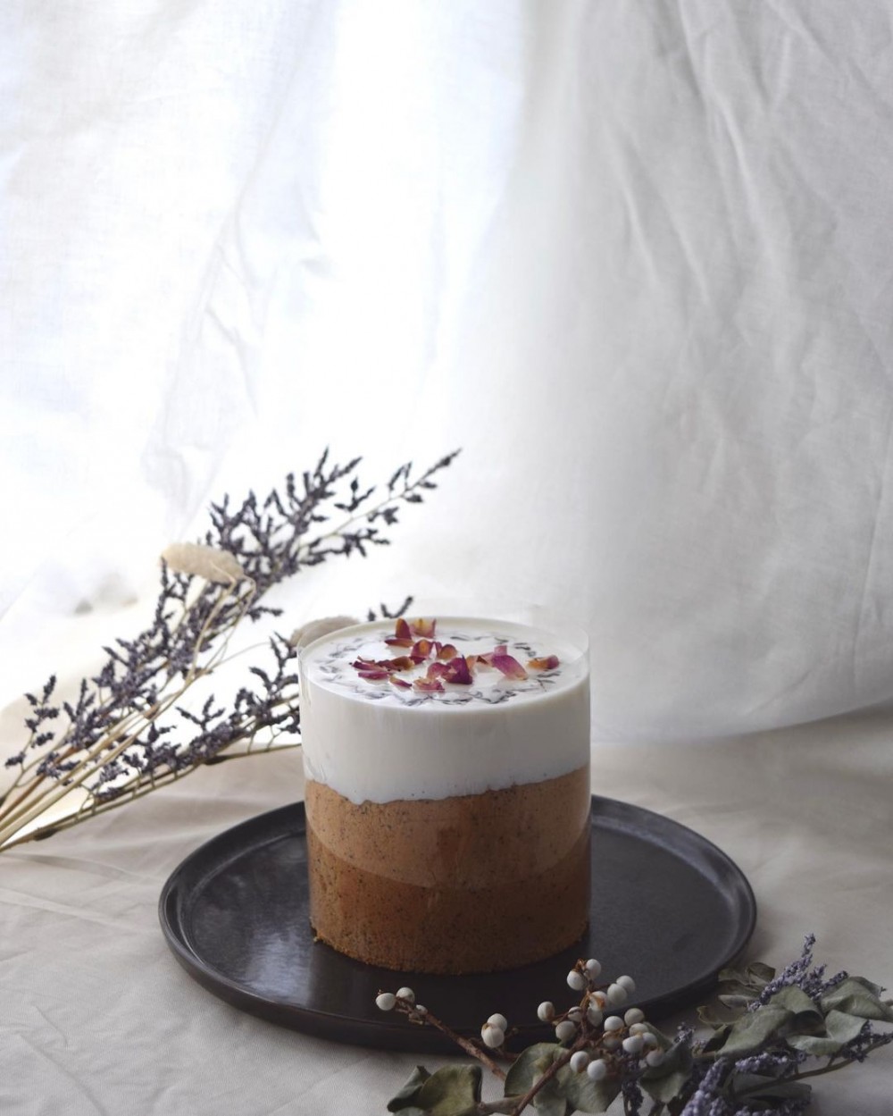 IG@forest snowslide cake