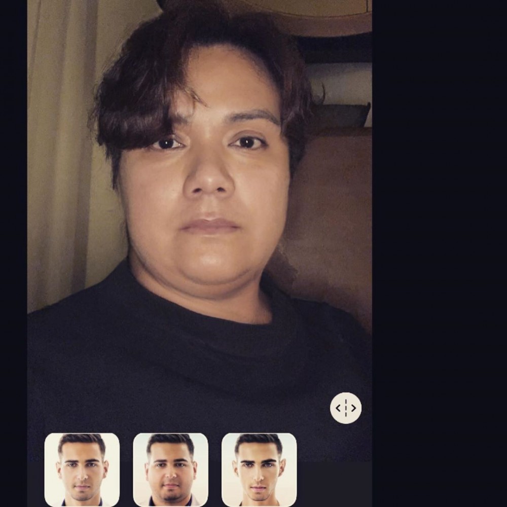 張敬軒喺自己IG post圖表示自己一直未玩過FaceApp,直至到尋晚,點知用咗effect後嘅佢,竟然同肥媽撞樣!