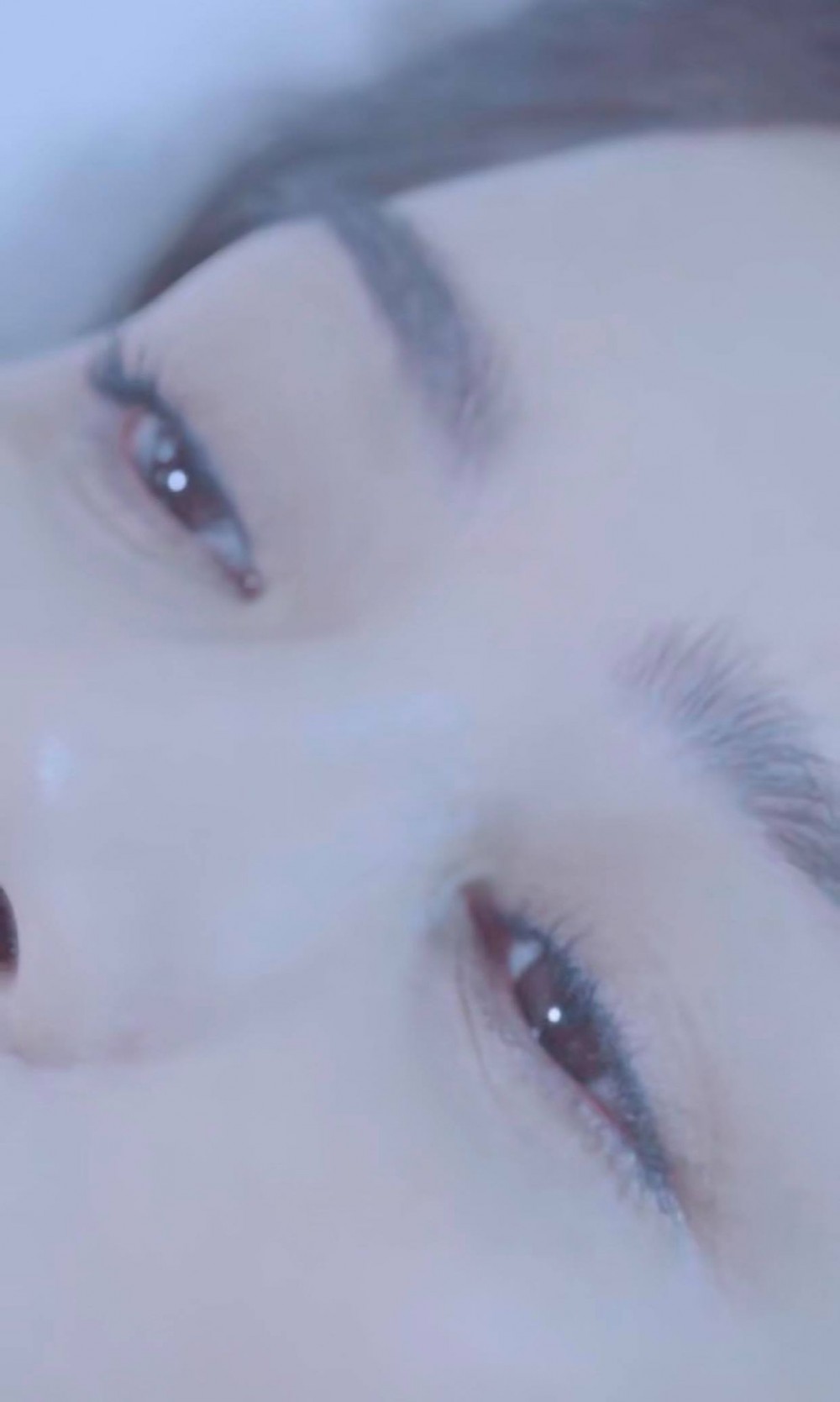 阿嬌煮嘅係「蔬果牛角包」,全片兩分鐘,前面近一分鐘都係鋪墊