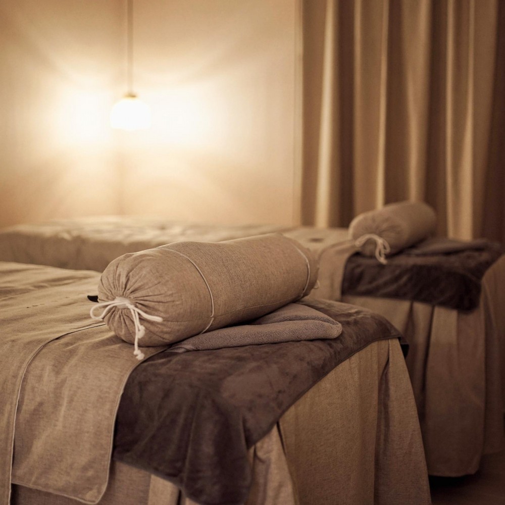 shh massage & spa