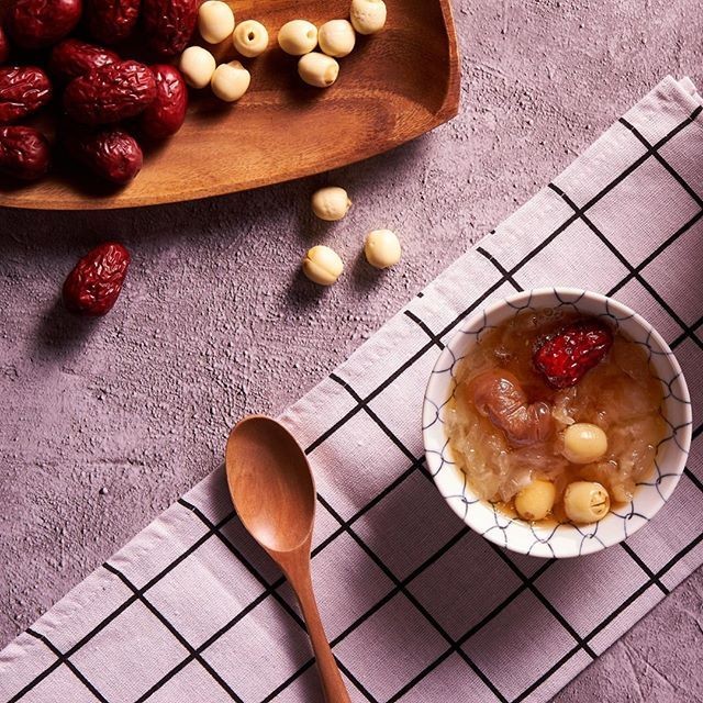 銀耳紅棗蓮子湯