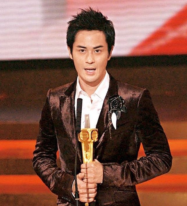 憑住《天幕下的戀人》首度封帝