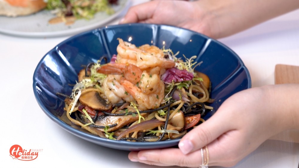 大角咀木系咖啡小店荔枝角重開！