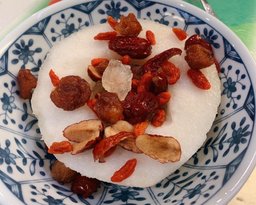 紅棗桂圓燉雪梨