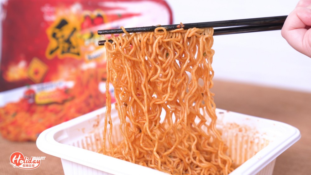 公仔全新推出鬼辣即食麵/點心!