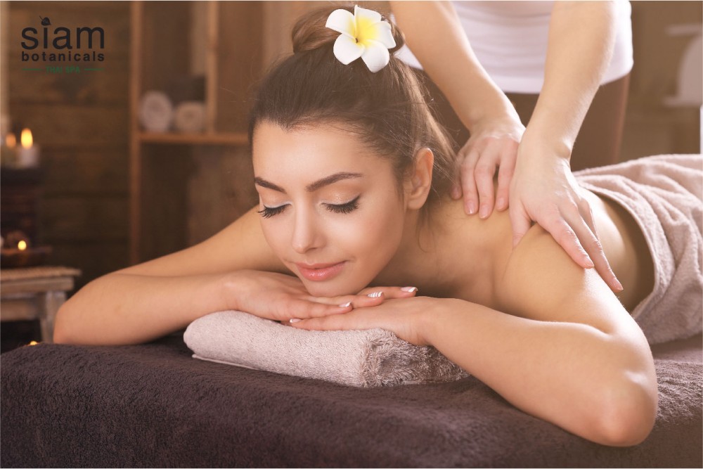 75分鐘雙人皇牌香薰按摩或泰式傳統按摩體驗