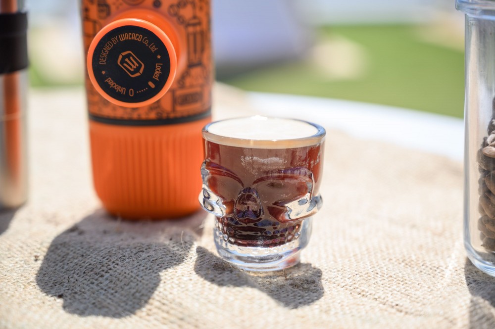 於 10 月 31 日至 11 月 15 日連續 3 個周末舉行戶外咖啡工作坊。