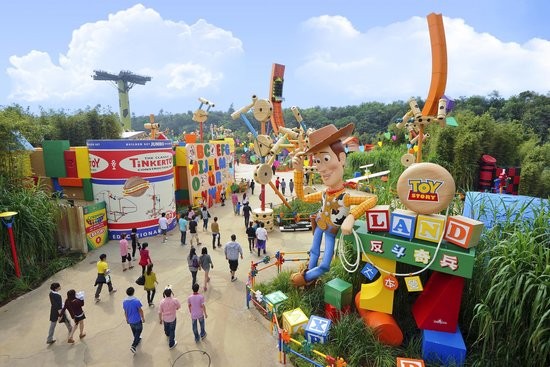 hong-kong-disneyland