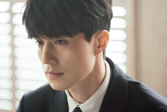 「陰間使者」李棟旭今年已經 39 歲。