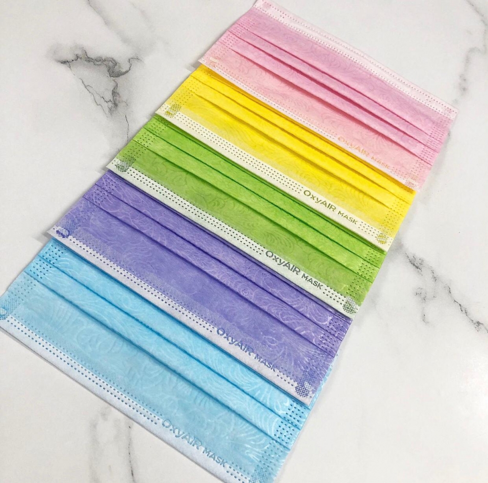 壓花、印花口罩都進駐門市,部分款式為門市獨賣