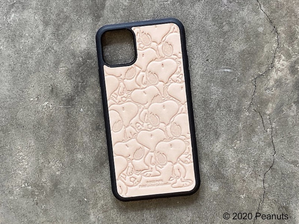 Peanuts x 港產皮革 SNOOPY 密舖圖案 iPhone 殼
