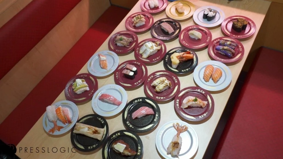 壽司郎SUSHIRO香港店壽司售價同日本差唔多,分別提供4款色碟