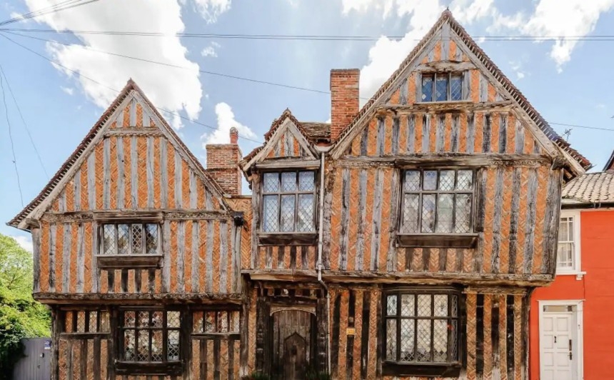 小鎮上仲有超過 300 個建築物被列為世界受保護遺產