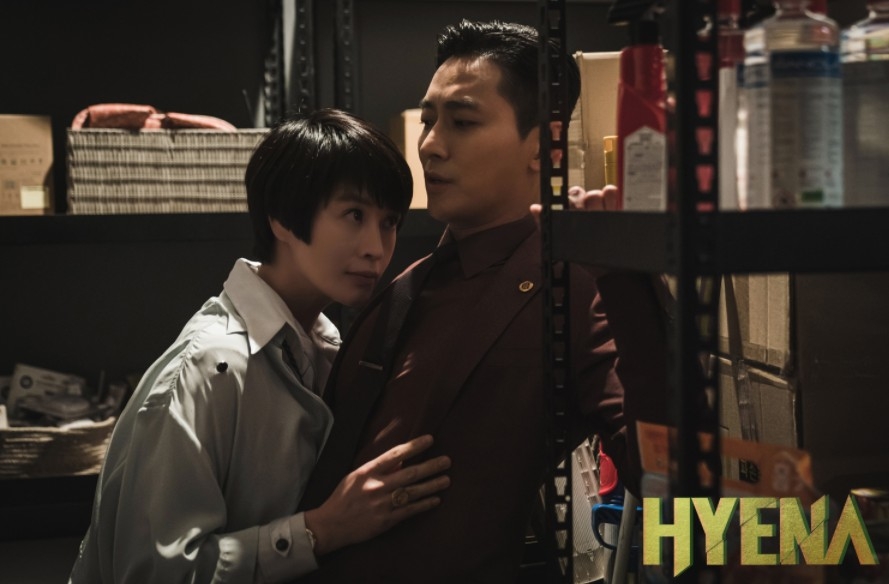 第 4 位：《Hyena：富豪辯護人》朱智勳、金惠秀