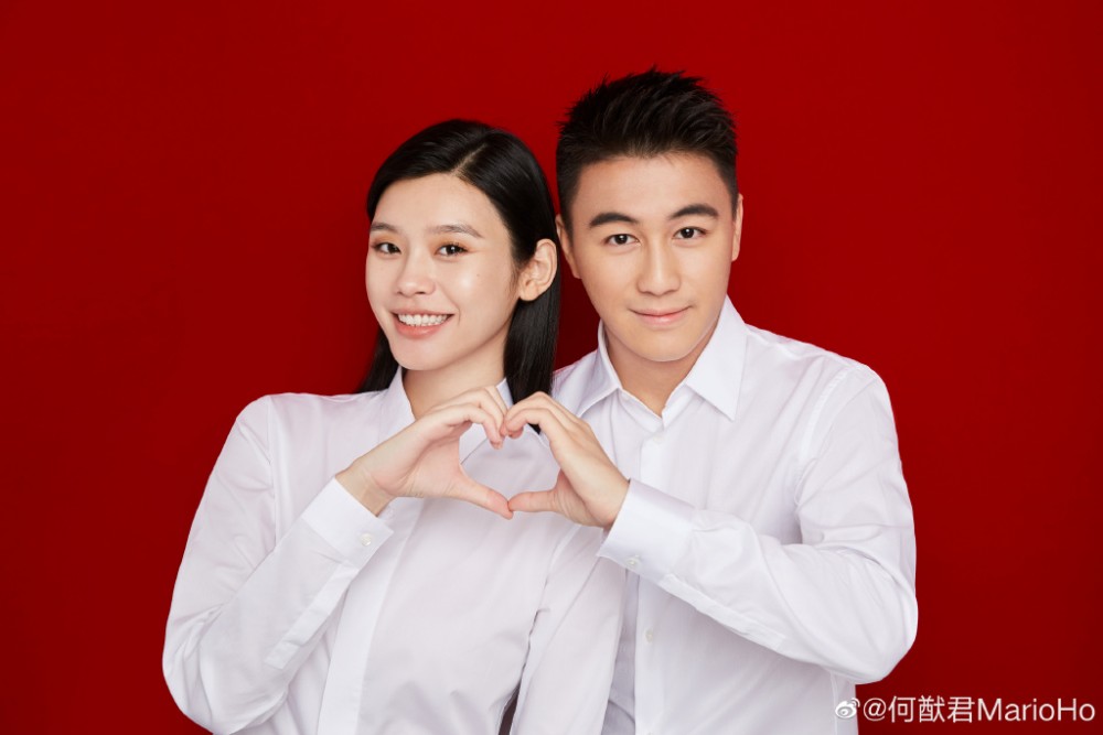 何猷君同奚夢瑤近來一齊出演大陸真人綜藝節目《幸福三重奏》,喺節目中大爆夫妻相處嘅秘密。