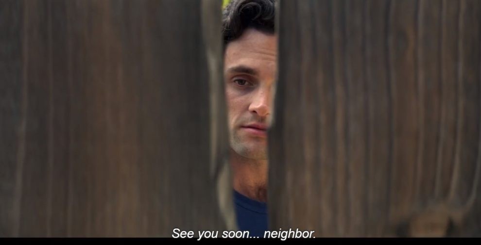 而Joe就睇上咗佢新屋嘅鄰居