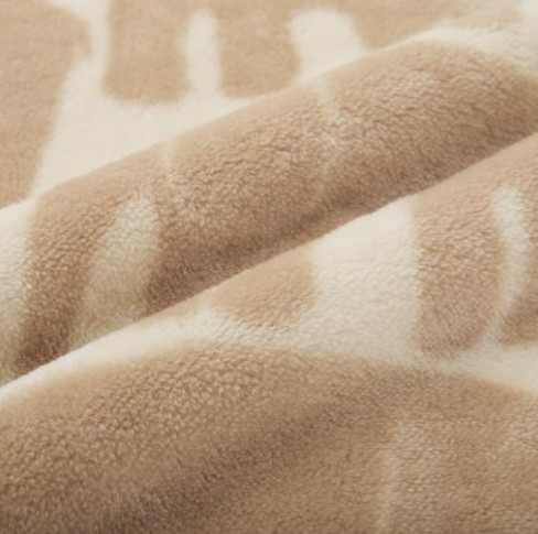 大家平時蓋被係蓋棉被先定毛毯先呢？