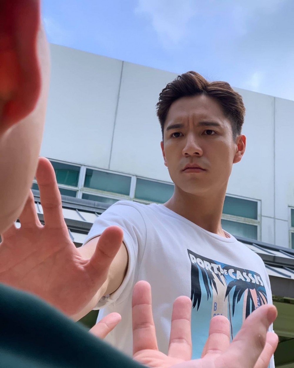 有指「初哥哥」情敵一角本來候選人仲有「朱凌凌」吳偉豪