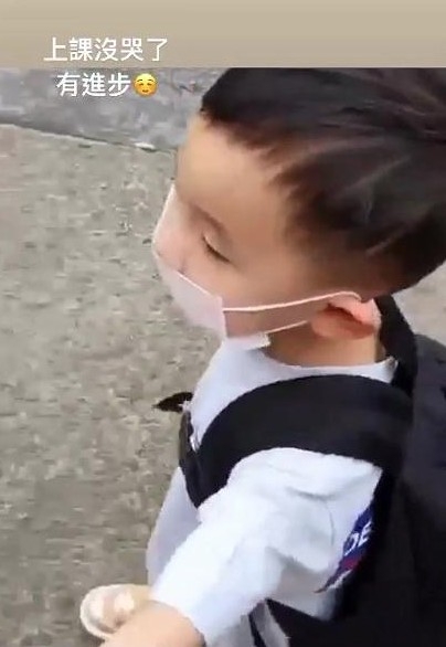 余文樂喺Ig story公開仔仔上堂嘅日常，更大讚：「上課沒哭了，有進步」