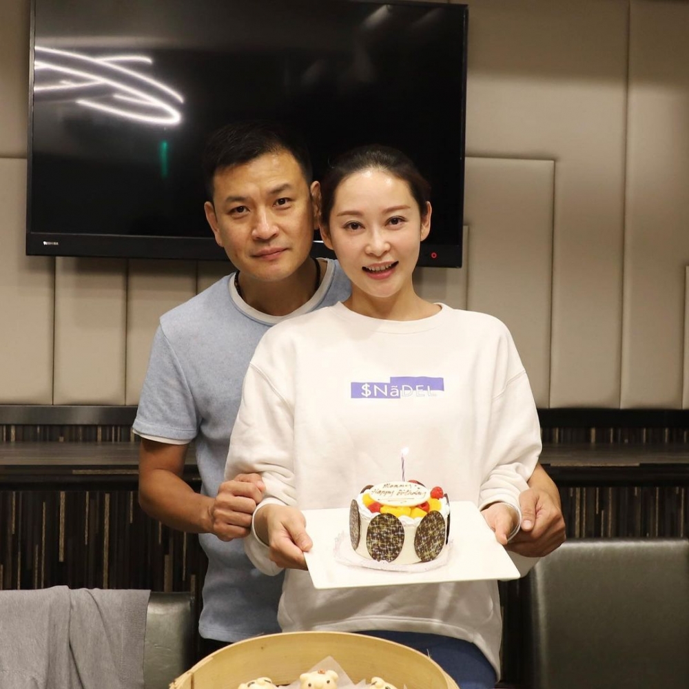 楊卓娜開設手工藝班,認識咗現任老公