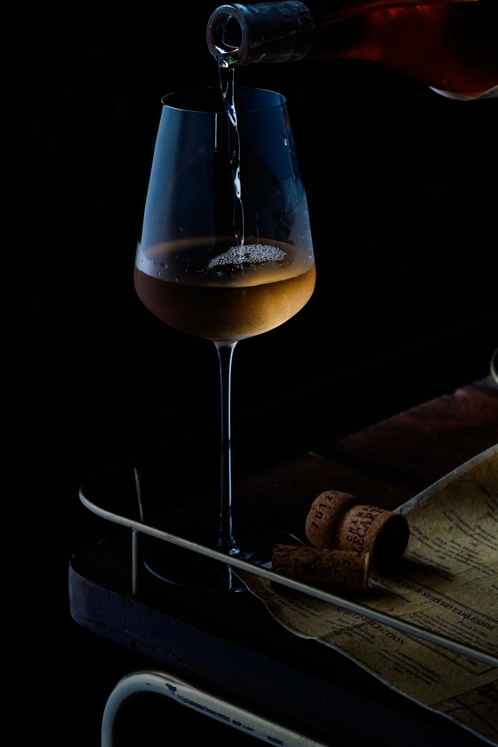 雞尾酒菜單設計成一張復古地圖,詳細介紹每款雞尾酒背後故事。