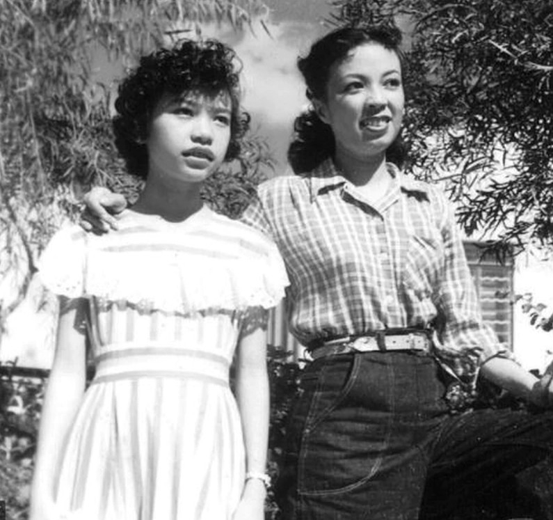 有消息指余慕蓮99歲母親鄧美美,12月7日於美國離世