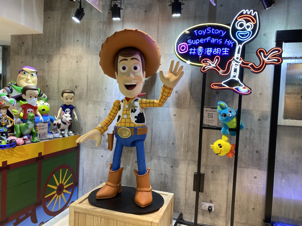 深水埗玩具展覽館Playmaxx,今次則以為人熟悉的反斗奇兵為全新展覽主題,粉絲們出動!